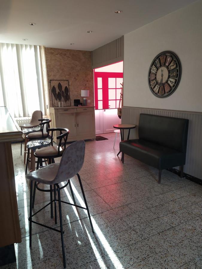 Gite De La Gare Varzy Zewnętrze zdjęcie